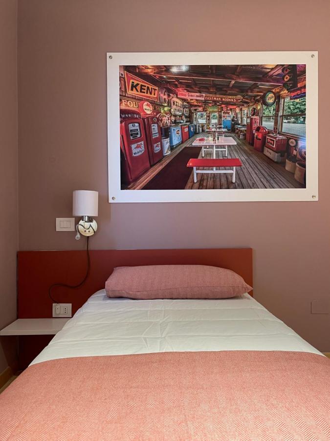 Motel Vespucci Guasticce エクステリア 写真